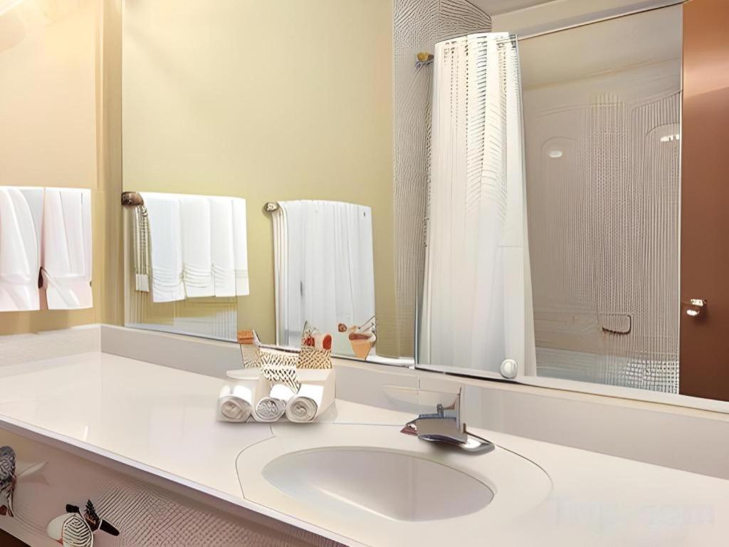 Days Inn By Wyndham Selma מראה חיצוני תמונה